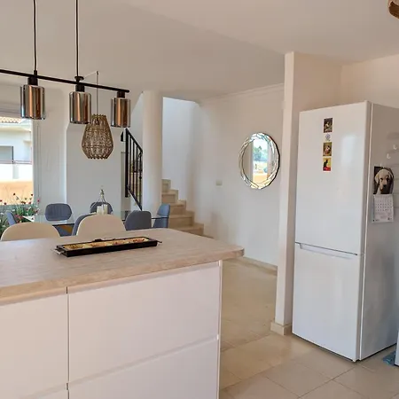 Casa Lila: Sunny 2bed In Marbellac