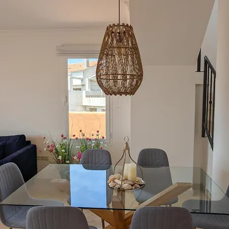 Casa Lila: Sunny 2bed In Appartement